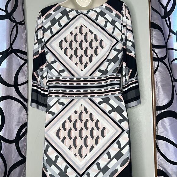 Calvin Klein 3/4 Sleeve Round Neck Geometric Pattern Gray/Pink Jersey Dress Sz 6 - Picture 8 of 10